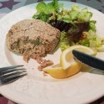 Tunkage med en blandet salat er både sundt og velsmagende.
