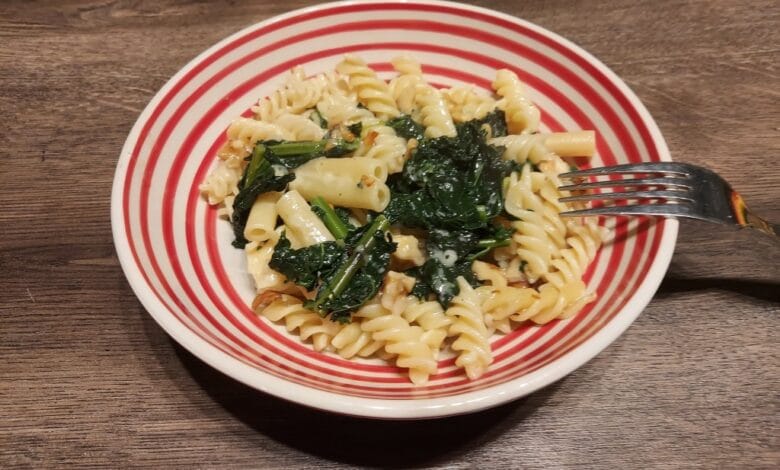 Pasta med sortkål
