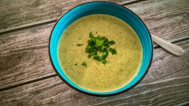 cremet broccolisuppe